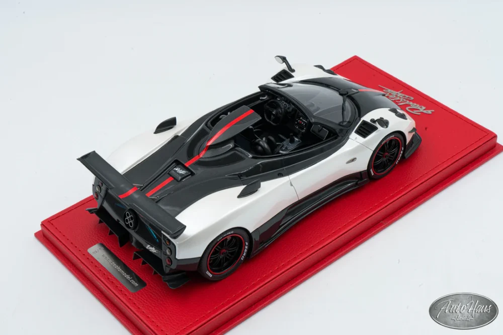 1/18 Peak Pagani Zonda Cinque Roadster White AMG - Image 3