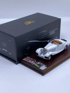 1:64 vintage Mercedes diecast model by Liberty64