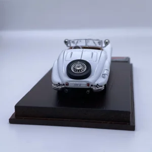 1:64 vintage Mercedes diecast model by Liberty64