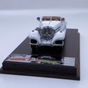 1:64 vintage Mercedes diecast model by Liberty64