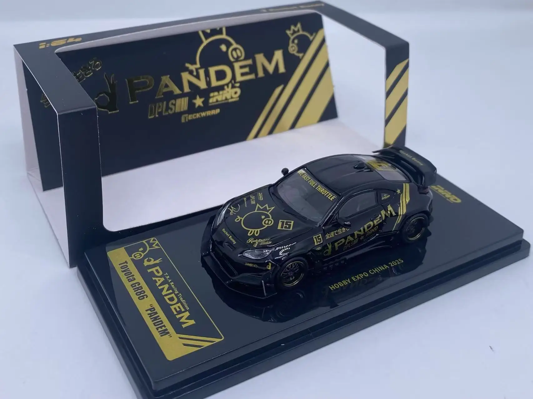 INNO 1:64 GR86 Pandem Rocket Bunny Modified Edition