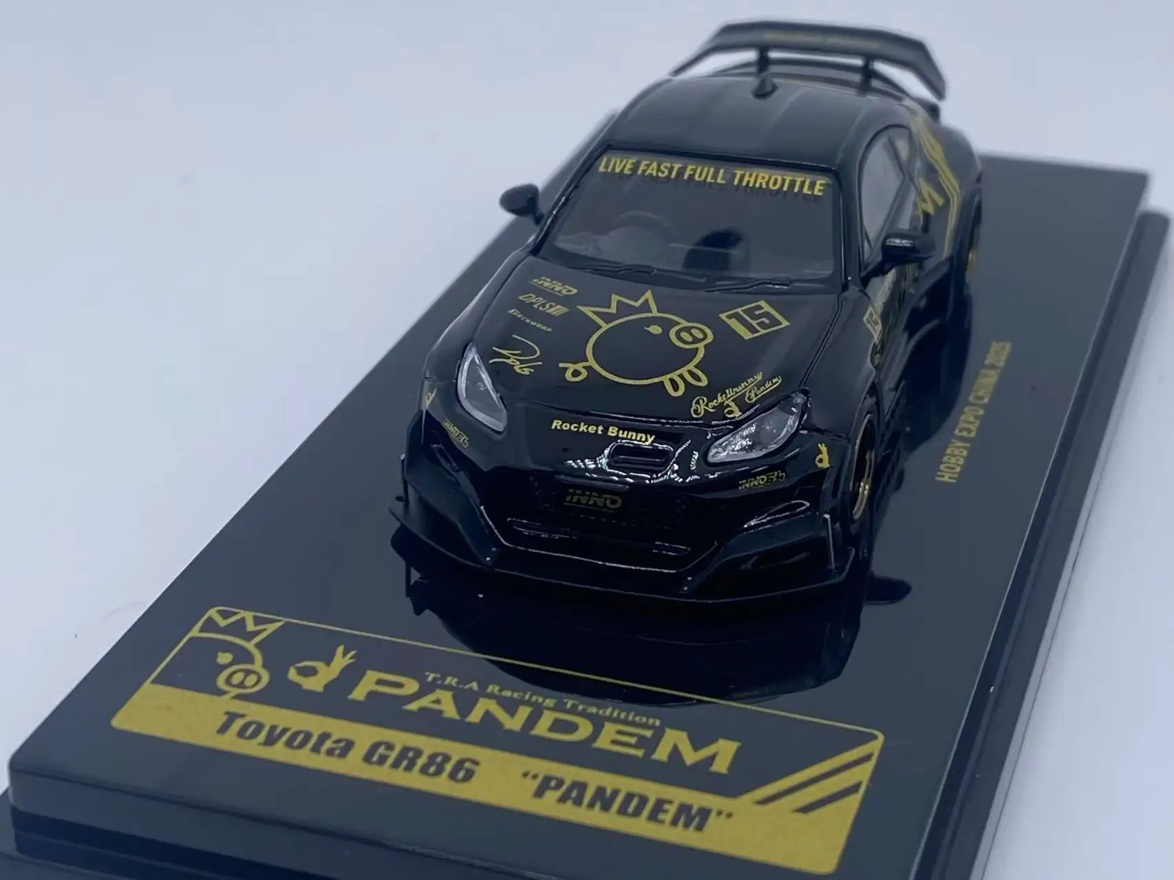 INNO 1:64 GR86 Pandem Rocket Bunny Modified Edition - Image 2