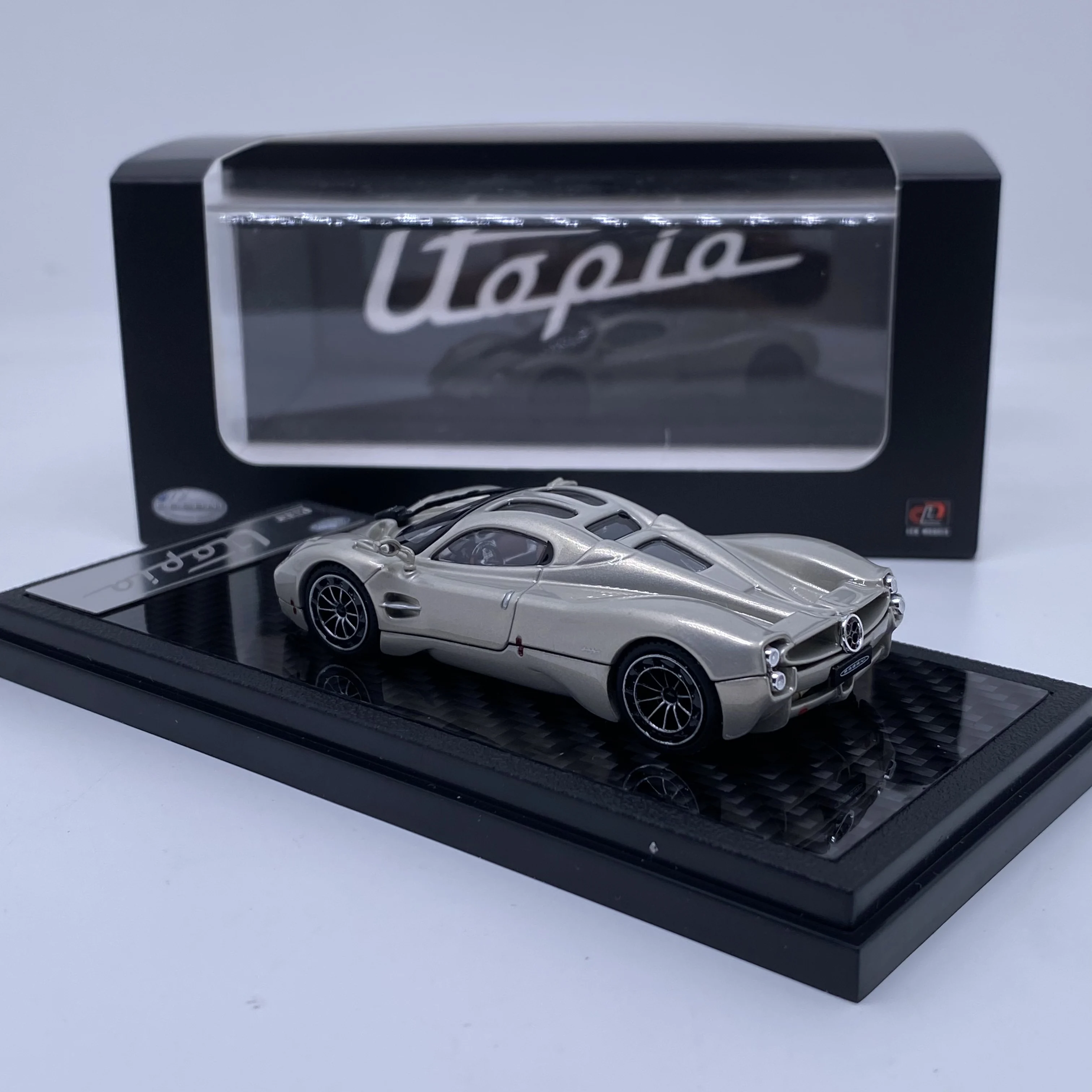 LCD 1:64 Utopia Matte Champagne Gold Exhibition Limited Car Model HOBBY EXPO CHINA 2025 - Image 4